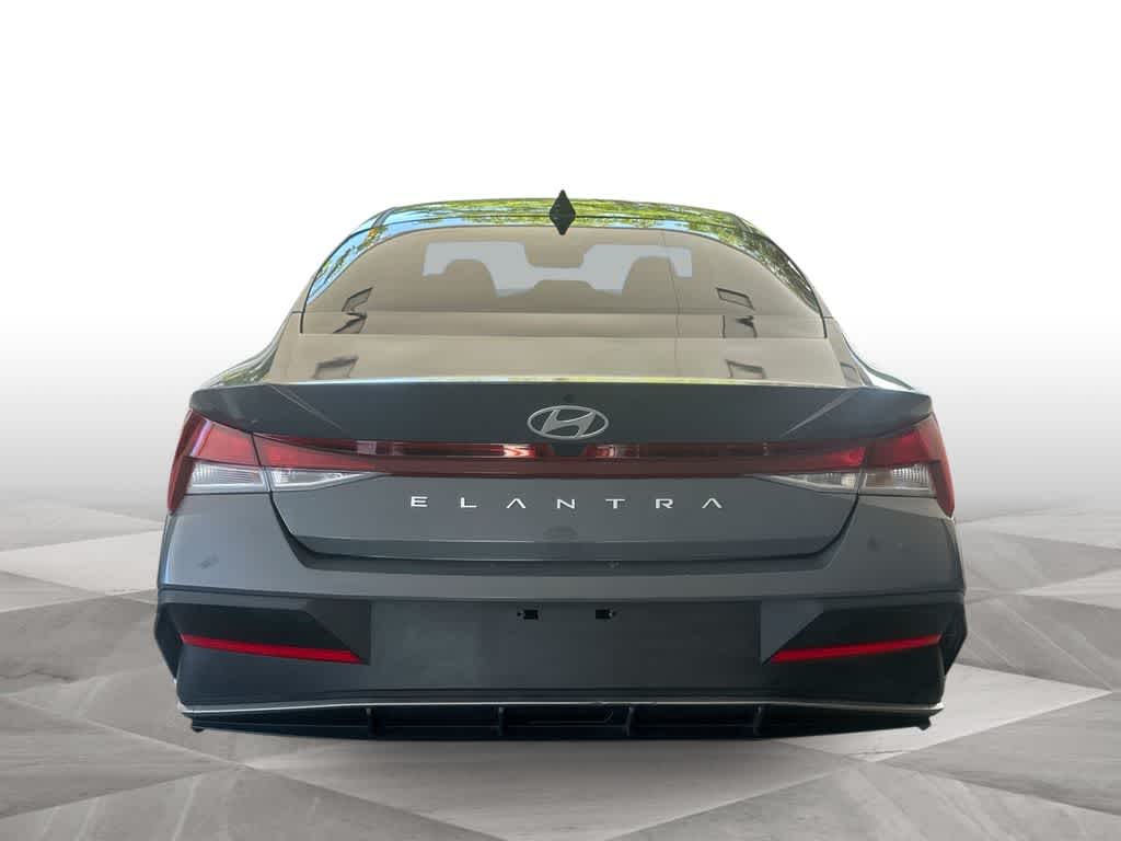Thumbnail: 2024 Hyundai Elantra - 7
