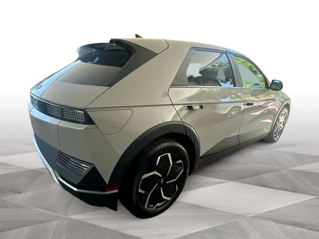 Thumbnail: 2023 Hyundai Ioniq 5 - 8