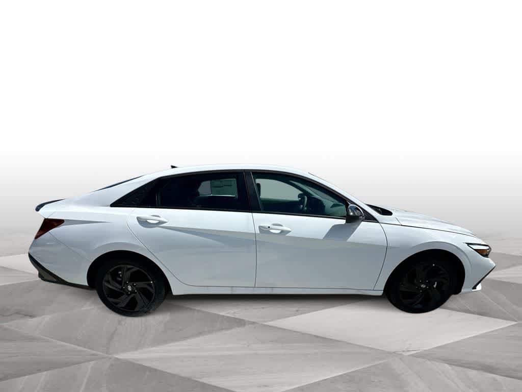 Thumbnail: 2026 Hyundai Elantra - 9