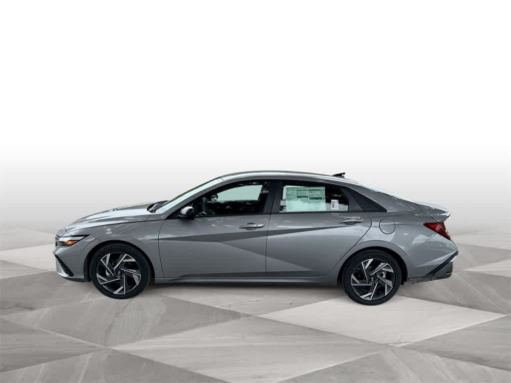 Thumbnail: 2025 Hyundai Elantra - 5