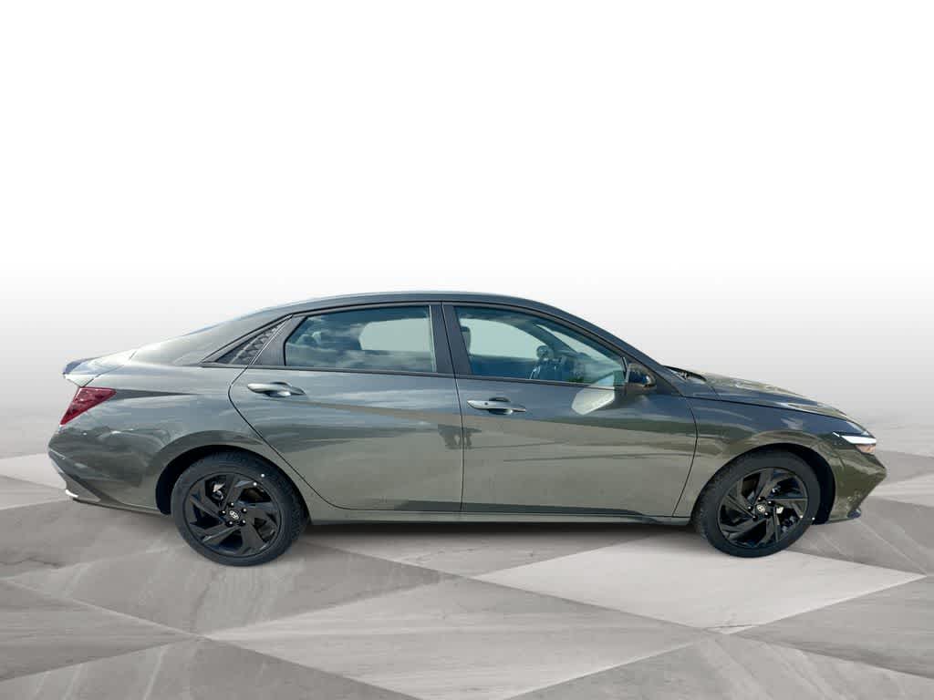Thumbnail: 2026 Hyundai Elantra - 9
