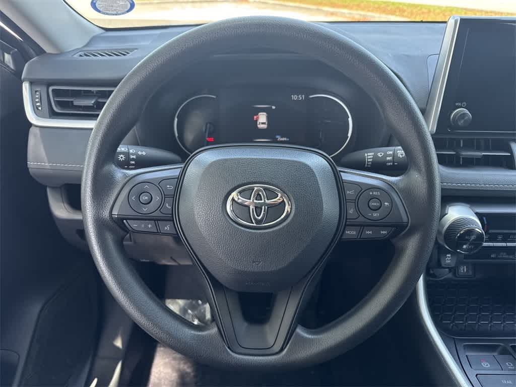 2024 Toyota RAV4 LE 15