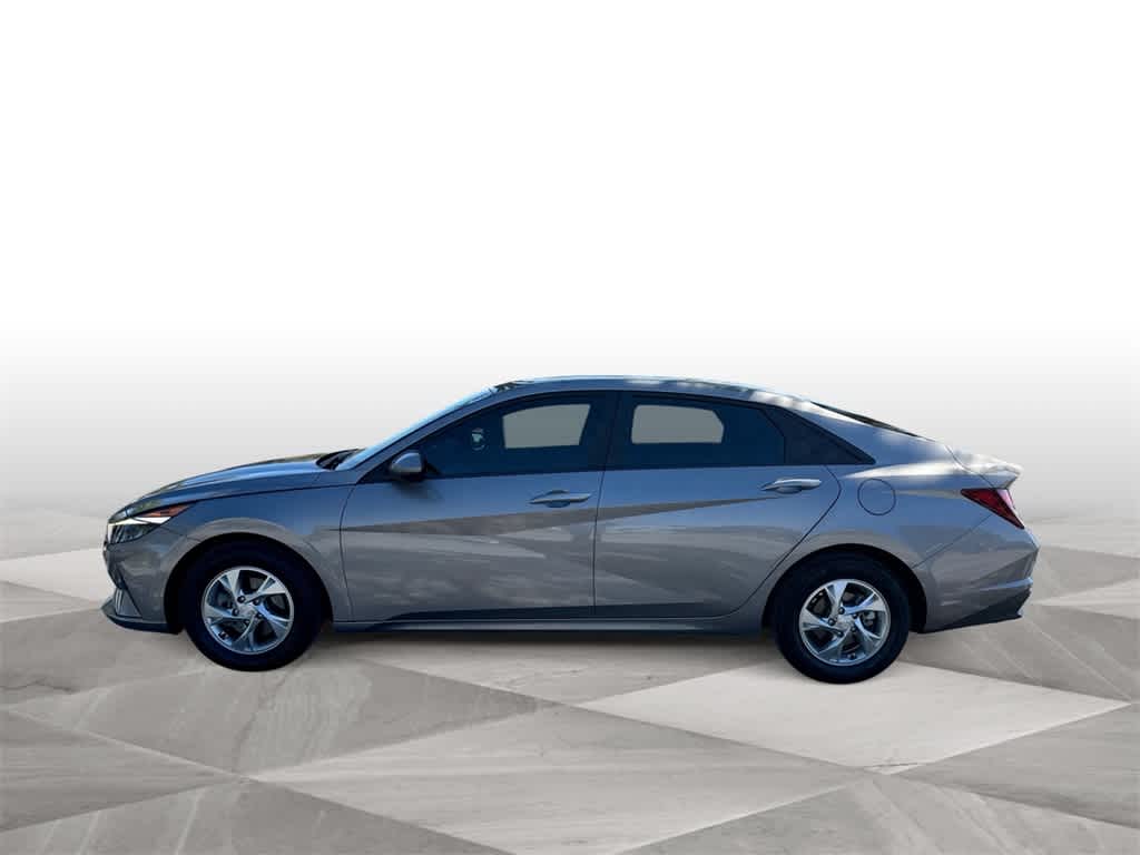 Thumbnail: 2023 Hyundai Elantra - 5