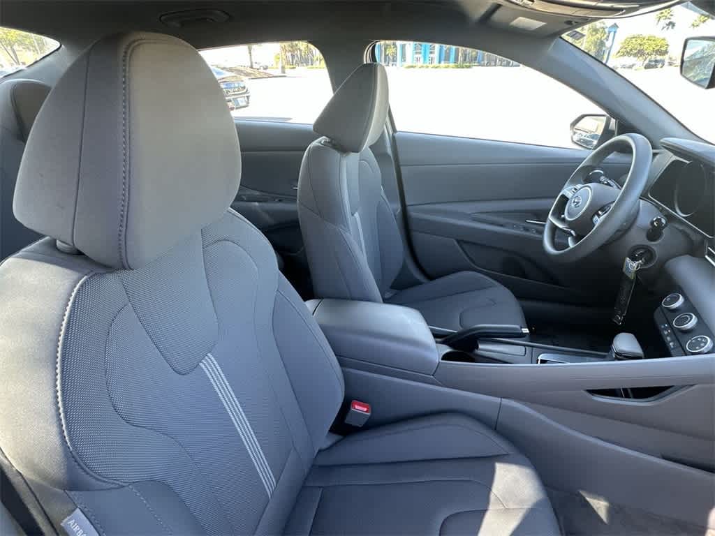 Thumbnail: 2023 Hyundai Elantra - 27