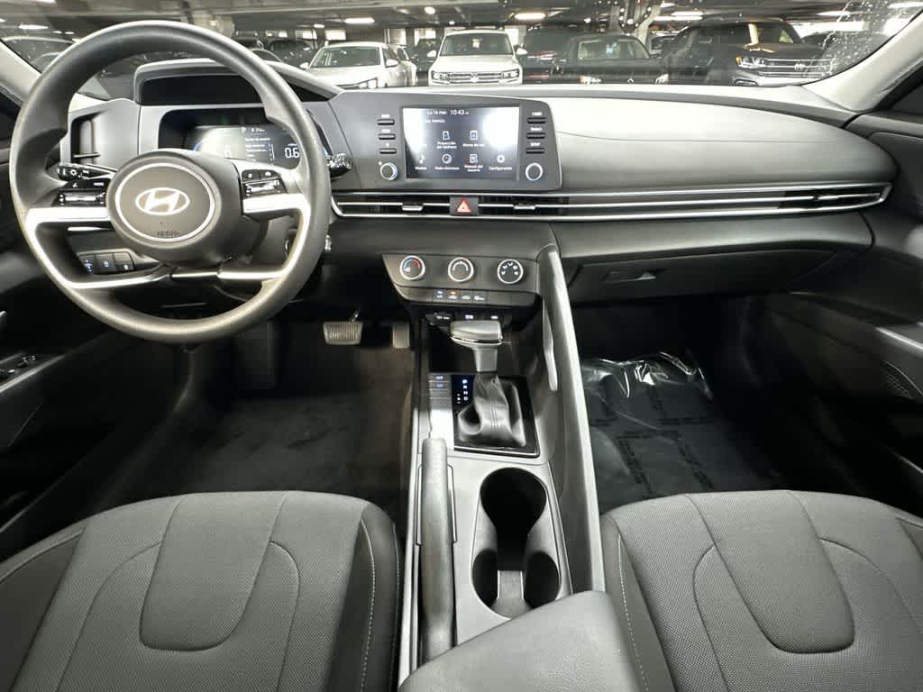 Thumbnail: 2024 Hyundai Elantra - 24