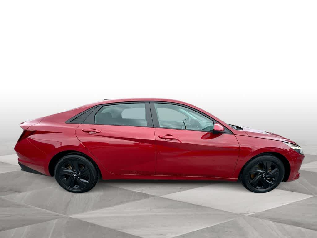 Thumbnail: 2023 Hyundai Elantra - 9