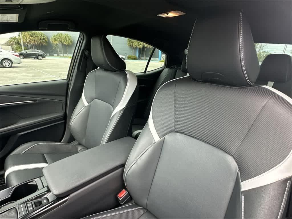 Thumbnail: 2025 Toyota Camry - 14