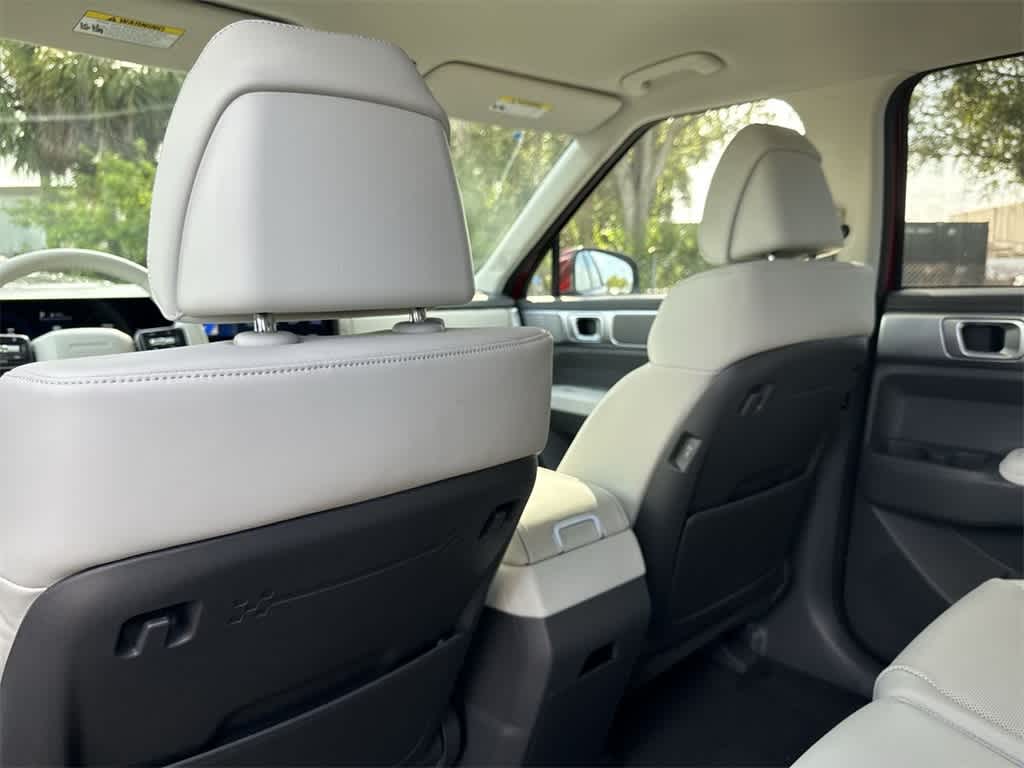 2025 Hyundai Santa Fe SEL 23
