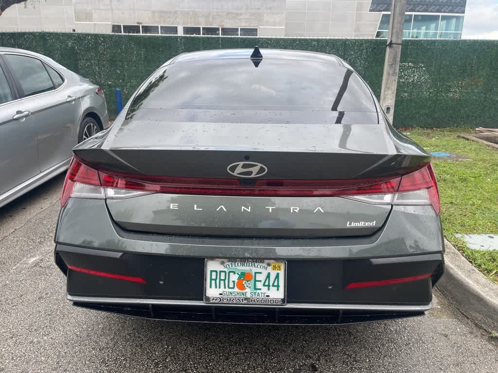 Thumbnail: 2024 Hyundai Elantra - 5