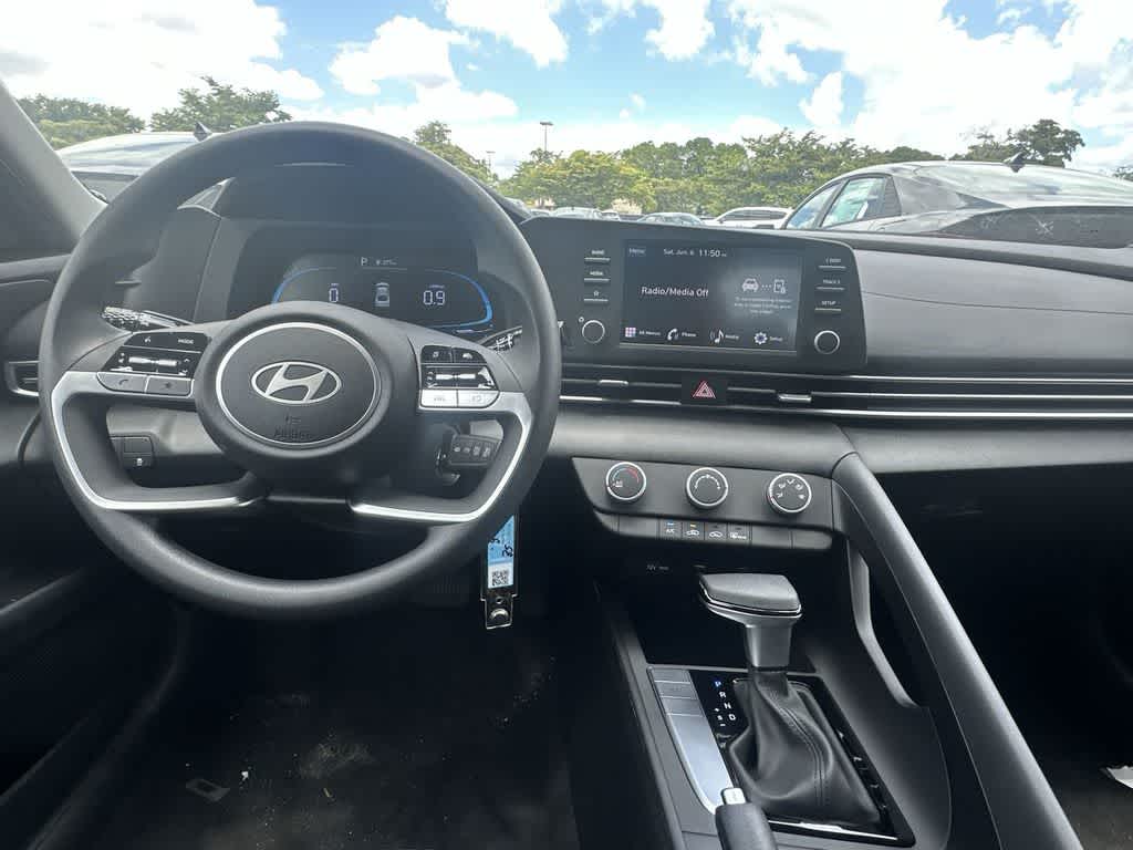 Thumbnail: 2026 Hyundai Elantra - 15