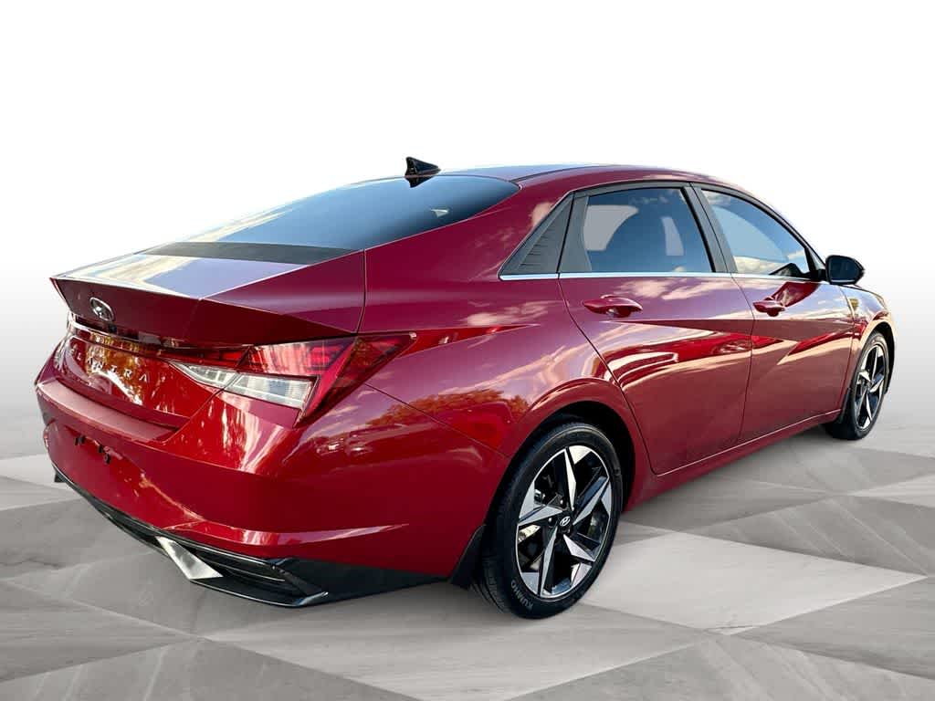Thumbnail: 2022 Hyundai Elantra - 8