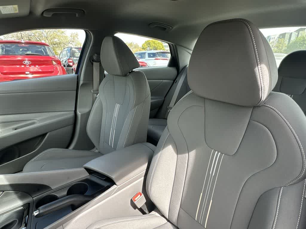 Thumbnail: 2024 Hyundai Elantra - 14