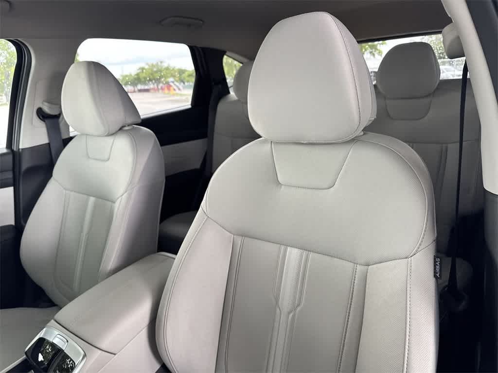 Thumbnail: 2026 Hyundai Tucson - 14