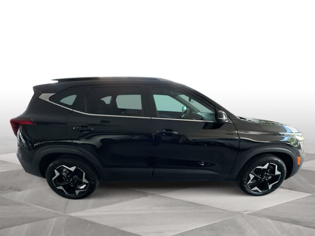 Thumbnail: 2025 Kia Seltos - 9