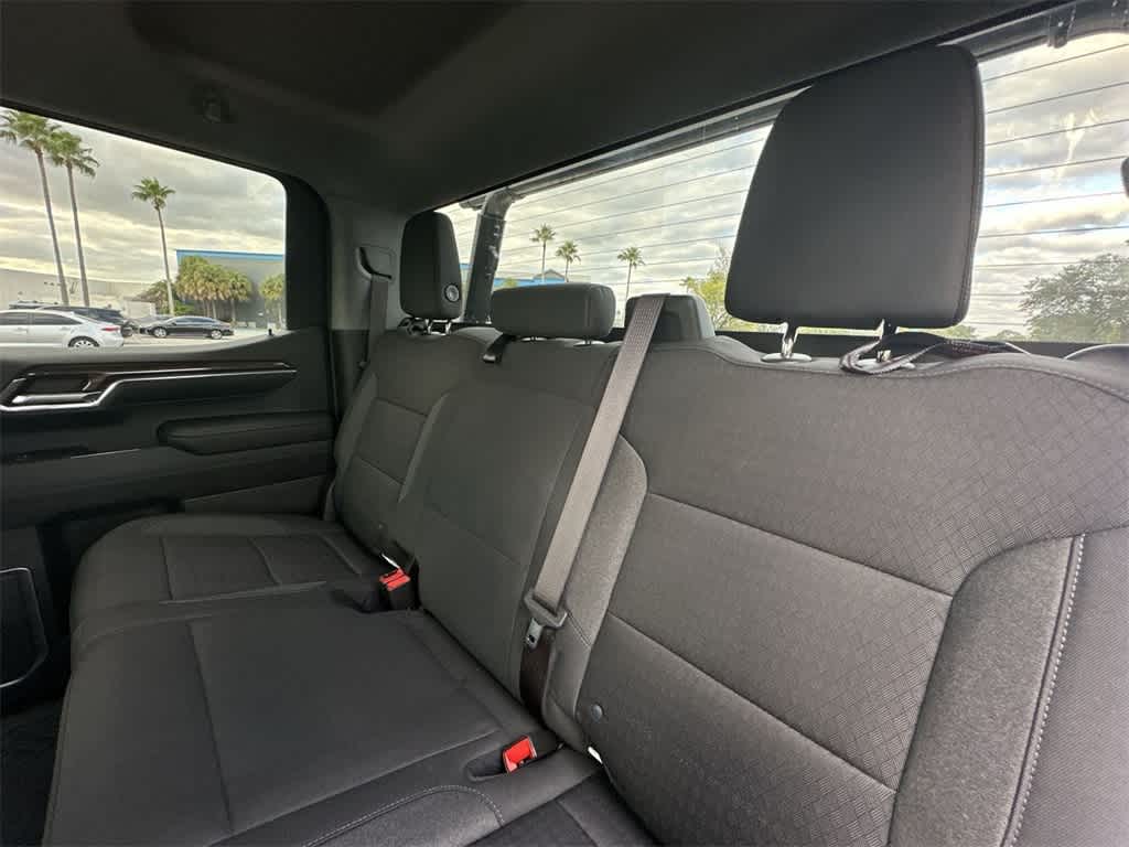 Thumbnail: 2022 Chevrolet Silverado 1500 - 22