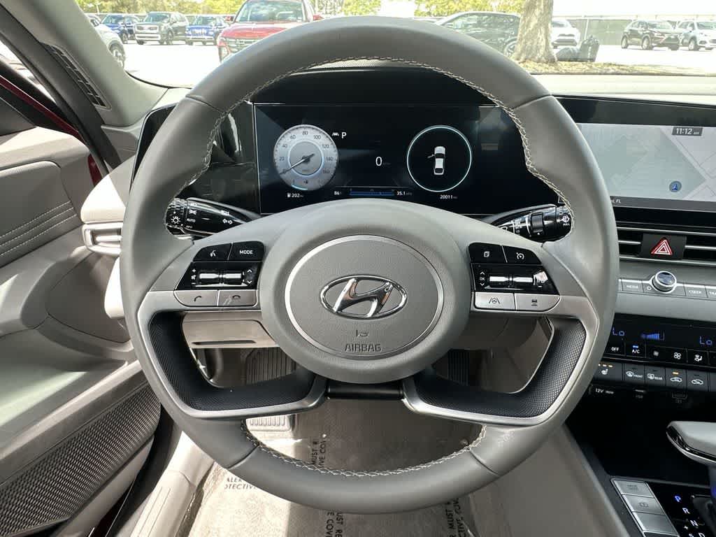 Thumbnail: 2023 Hyundai Elantra - 15