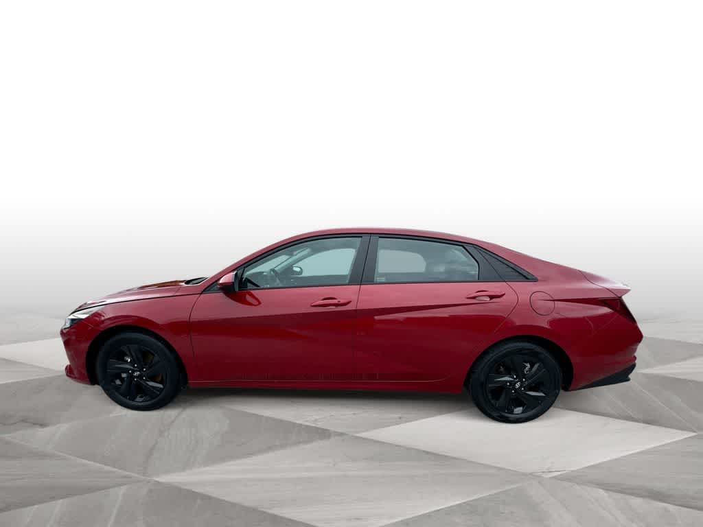 Thumbnail: 2023 Hyundai Elantra - 5
