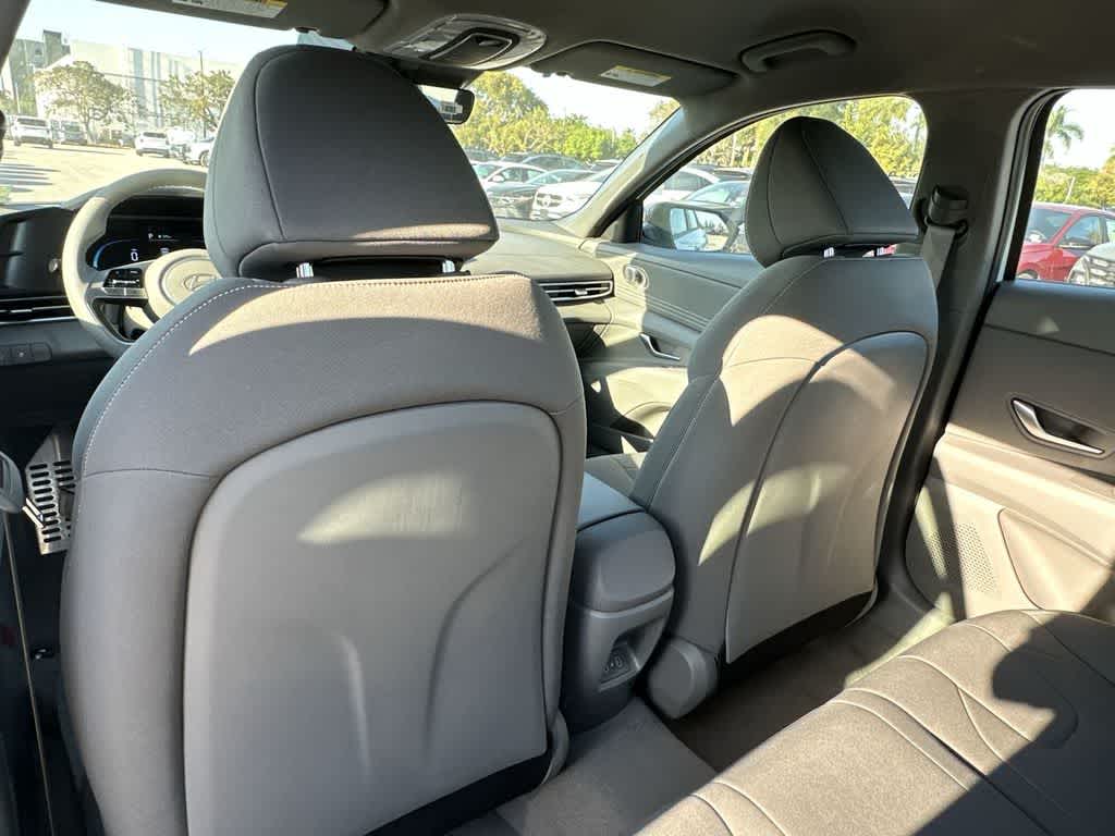 Thumbnail: 2026 Hyundai Elantra - 23