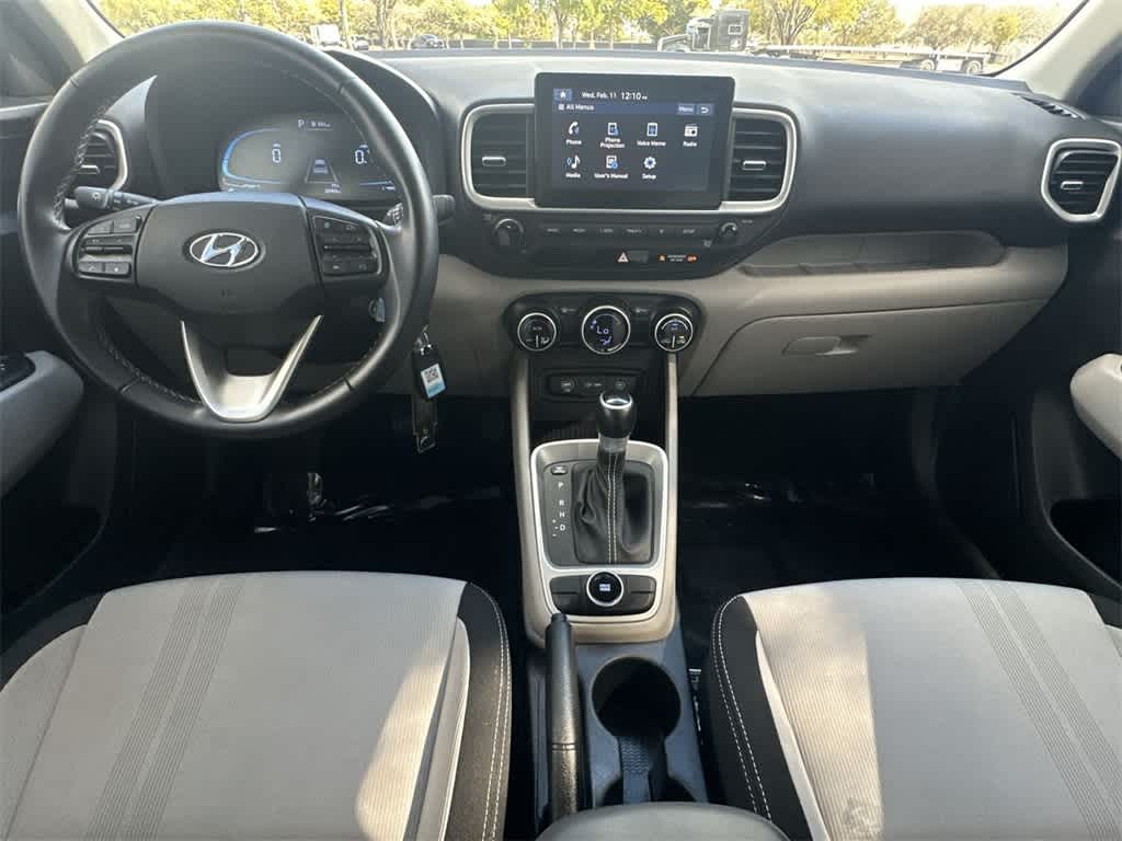 Thumbnail: 2023 Hyundai Venue - 24