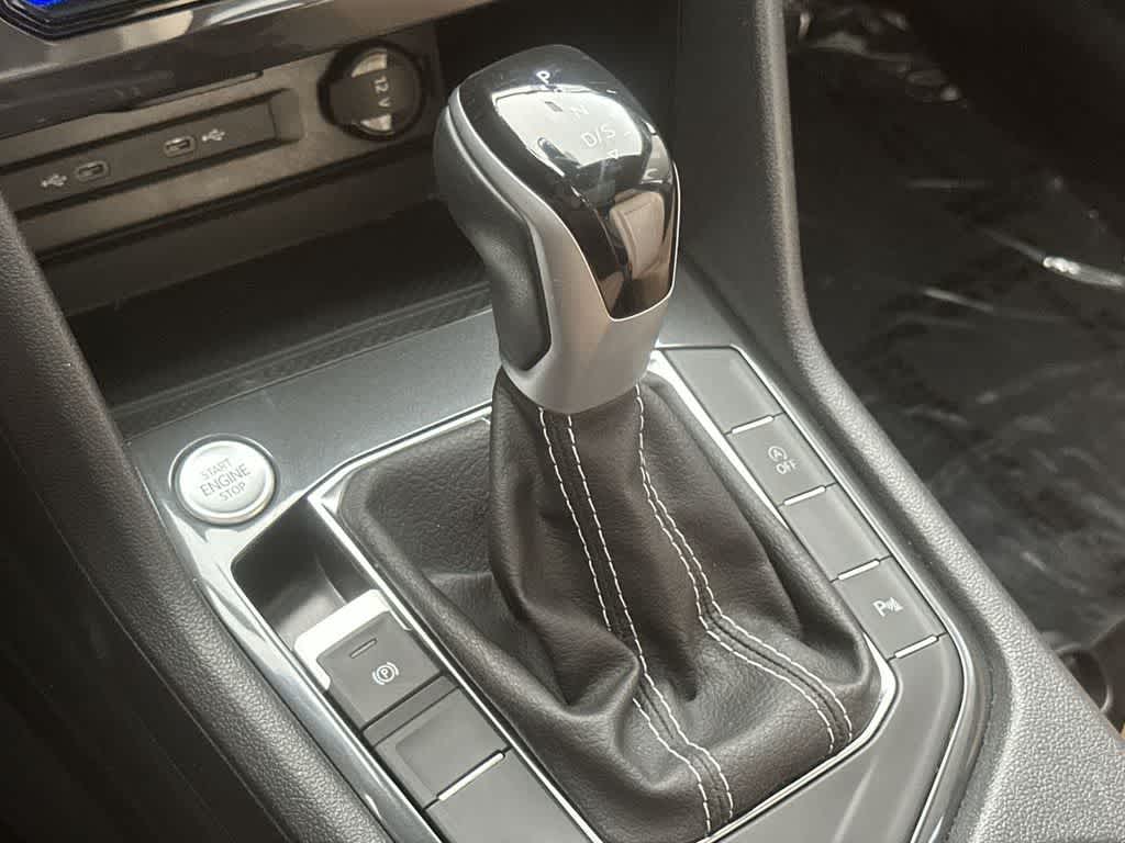 Thumbnail: 2024 Volkswagen Tiguan - 21