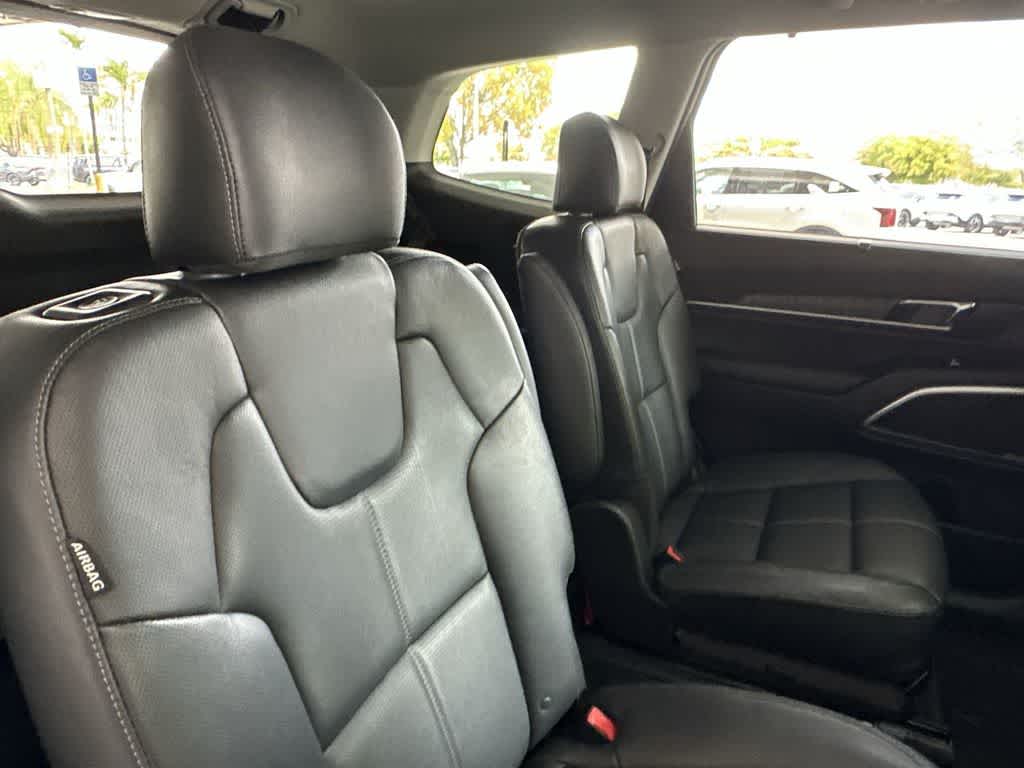 Thumbnail: 2023 Kia Telluride - 25