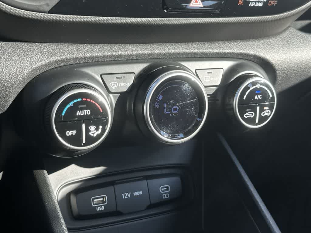 Thumbnail: 2024 Hyundai Venue - 20