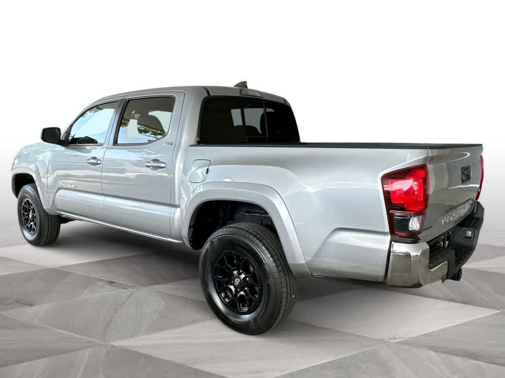 Thumbnail: 2021 Toyota Tacoma - 6