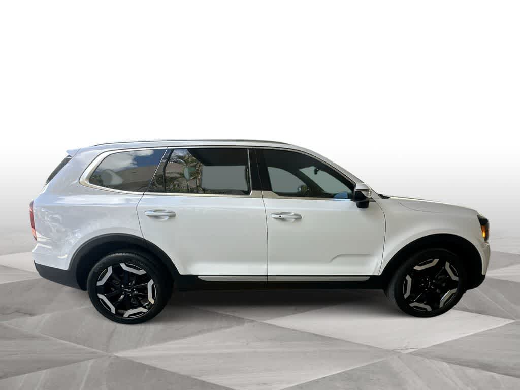 Thumbnail: 2024 Kia Telluride - 9