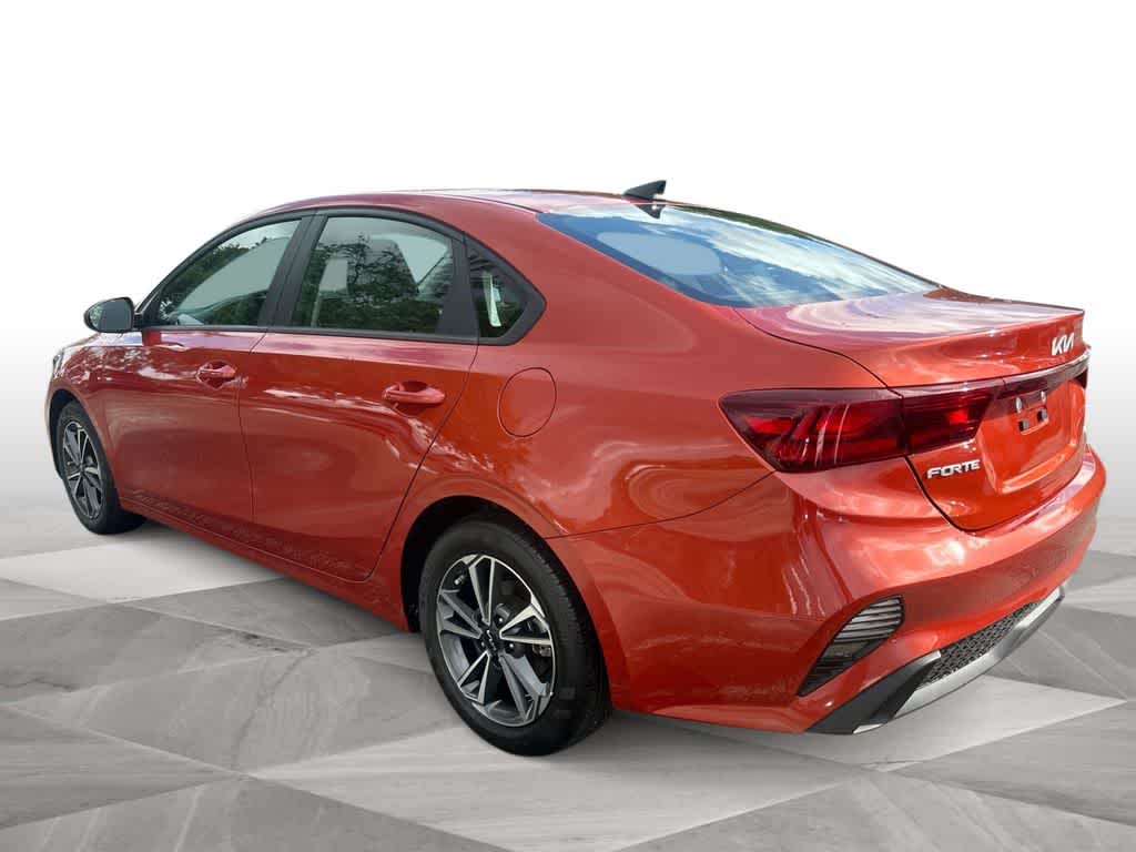 Thumbnail: 2023 Kia Forte - 6