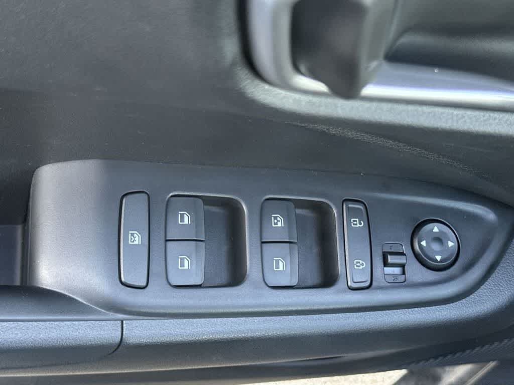 Thumbnail: 2026 Hyundai Venue - 11