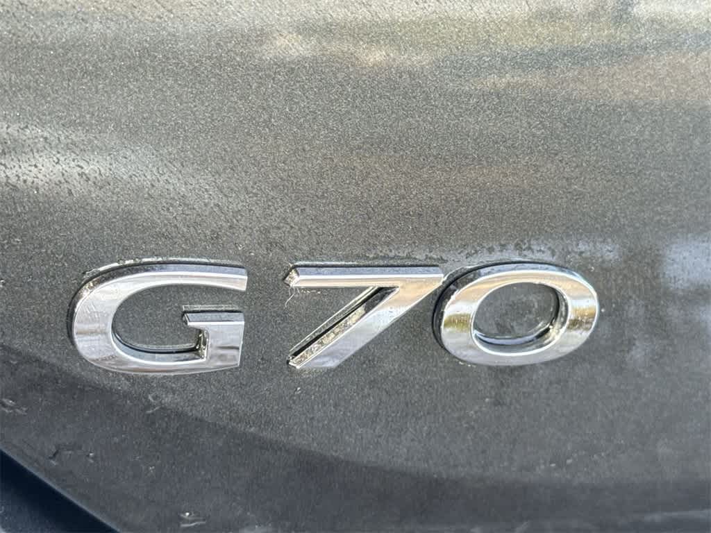 Thumbnail: 2022 Genesis G70 - 10