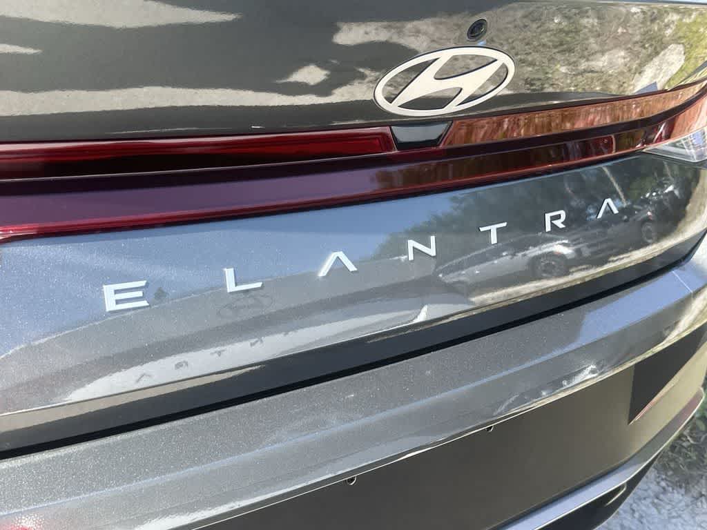 Thumbnail: 2026 Hyundai Elantra - 10