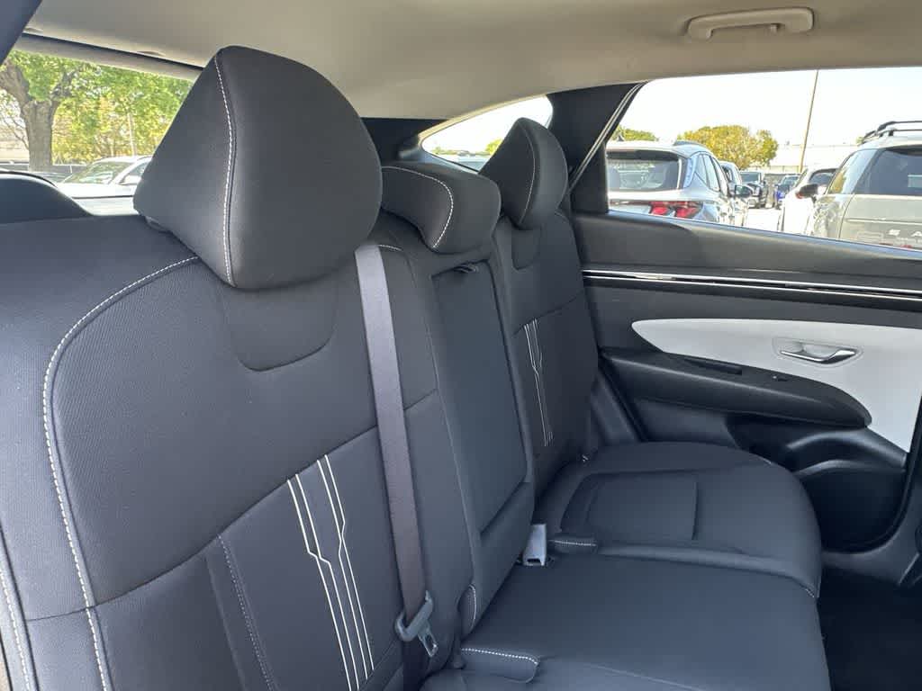 Thumbnail: 2023 Hyundai Tucson - 26