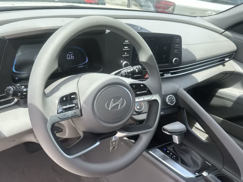 Thumbnail: 2026 Hyundai Elantra - 17