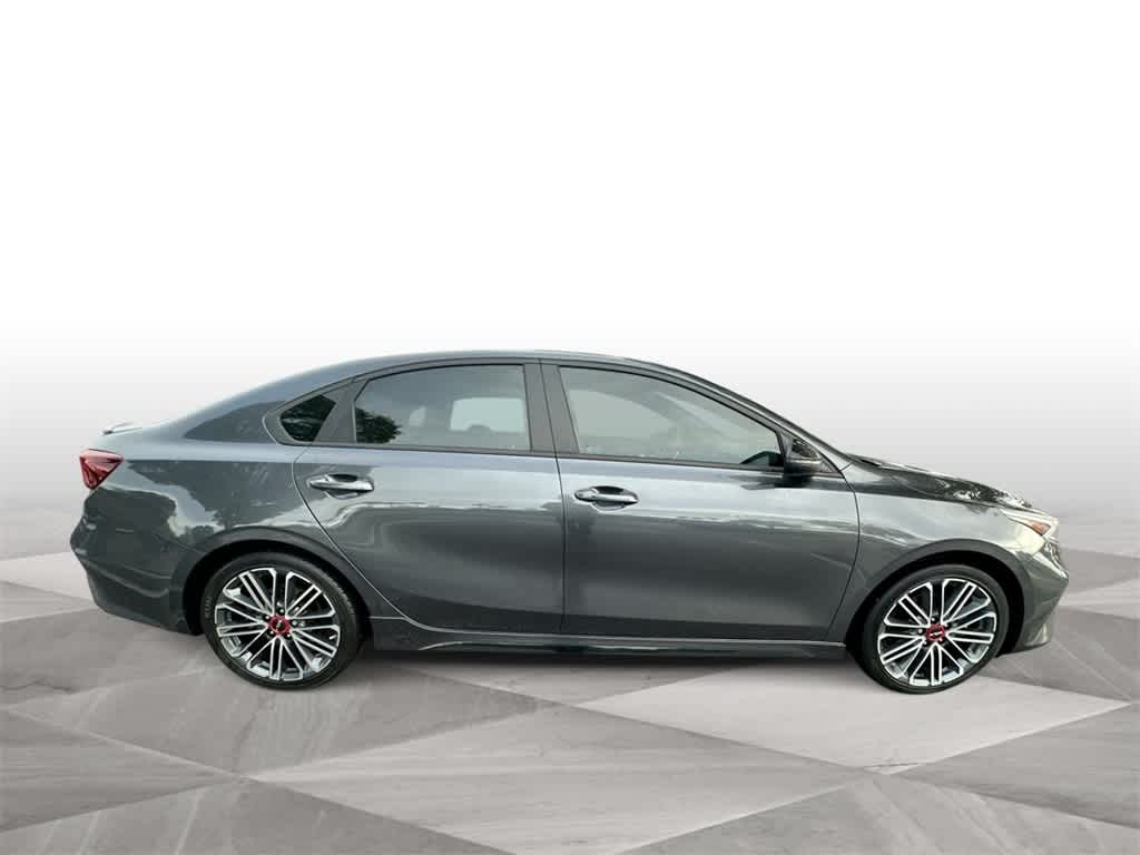 Thumbnail: 2023 Kia Forte - 9