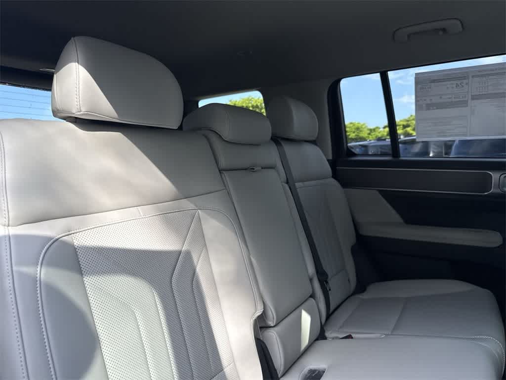 2025 Hyundai Santa Fe SEL 26