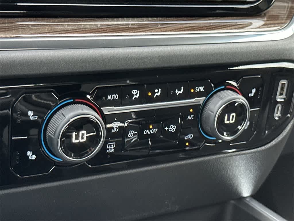 Thumbnail: 2022 Chevrolet Silverado 1500 - 20