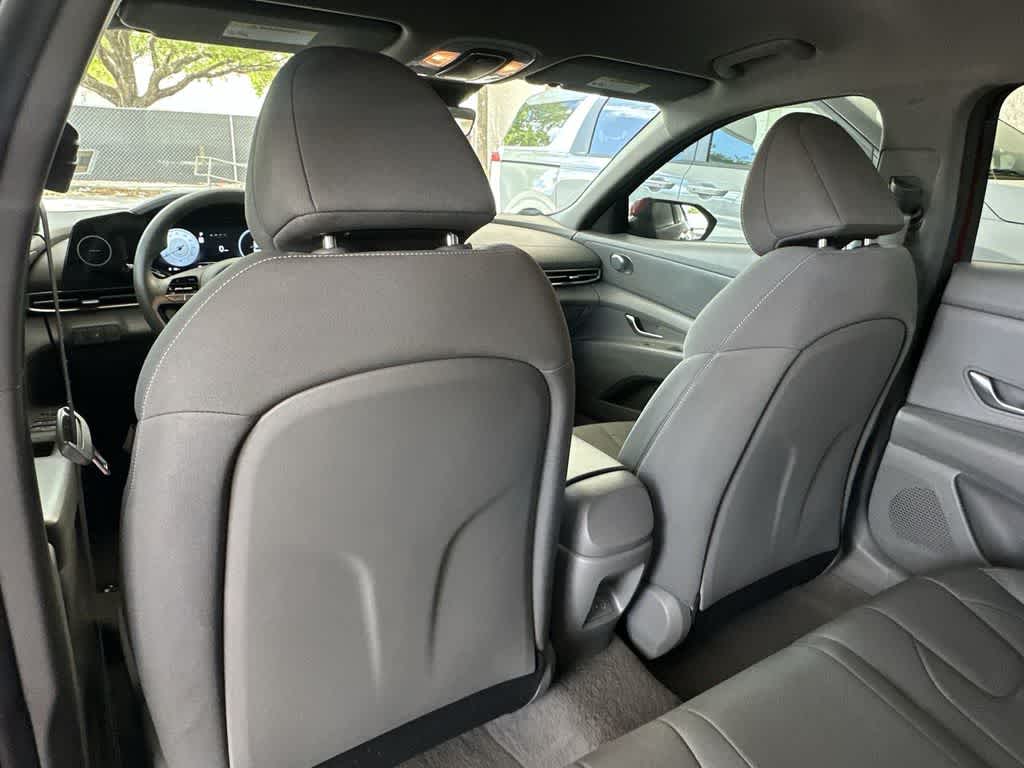 Thumbnail: 2024 Hyundai Elantra - 23