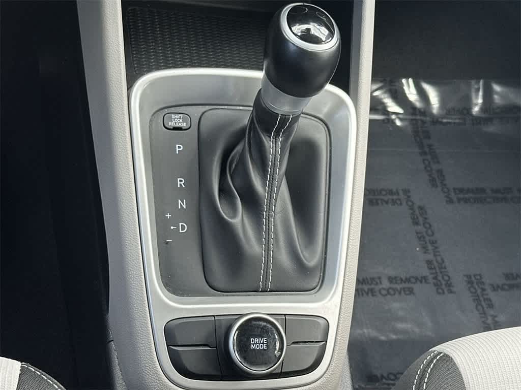 Thumbnail: 2023 Hyundai Venue - 21