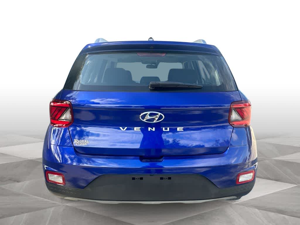 Thumbnail: 2023 Hyundai Venue - 7