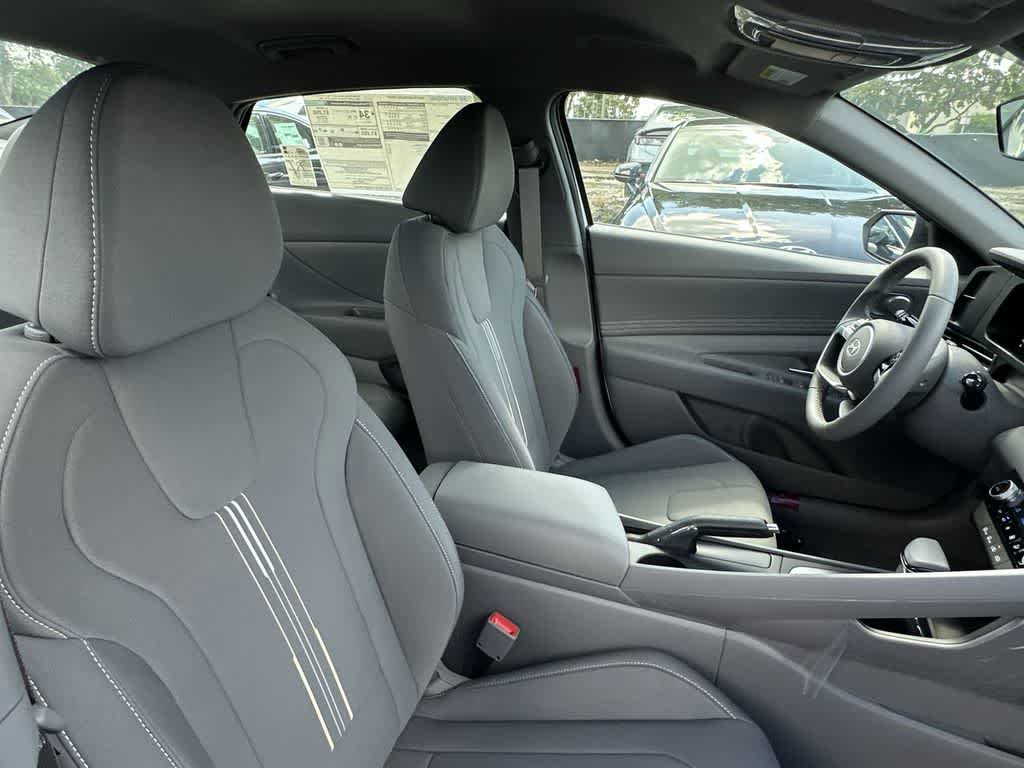 Thumbnail: 2026 Hyundai Elantra - 15