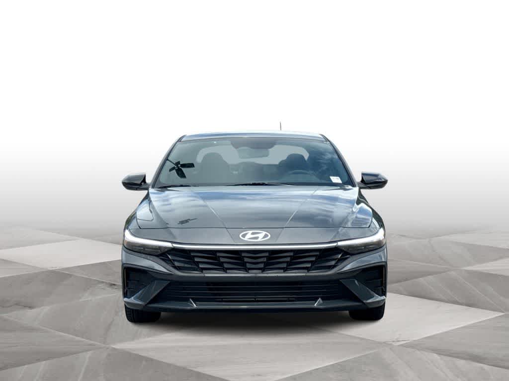 Thumbnail: 2026 Hyundai Elantra - 3
