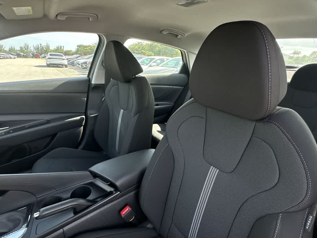Thumbnail: 2026 Hyundai Elantra - 14