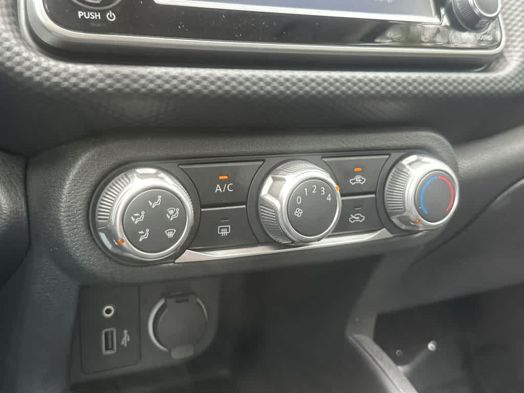 Thumbnail: 2024 Nissan Kicks - 27
