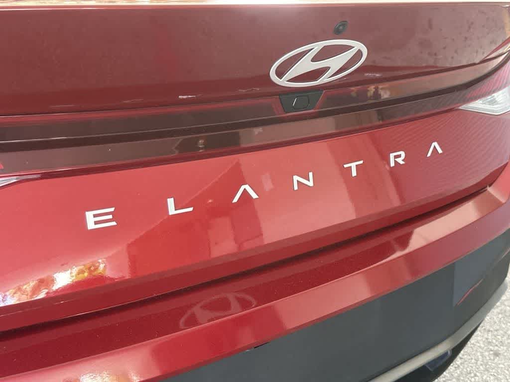 Thumbnail: 2024 Hyundai Elantra - 11