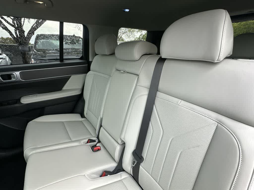 Thumbnail: 2025 Hyundai Santa Fe - 22