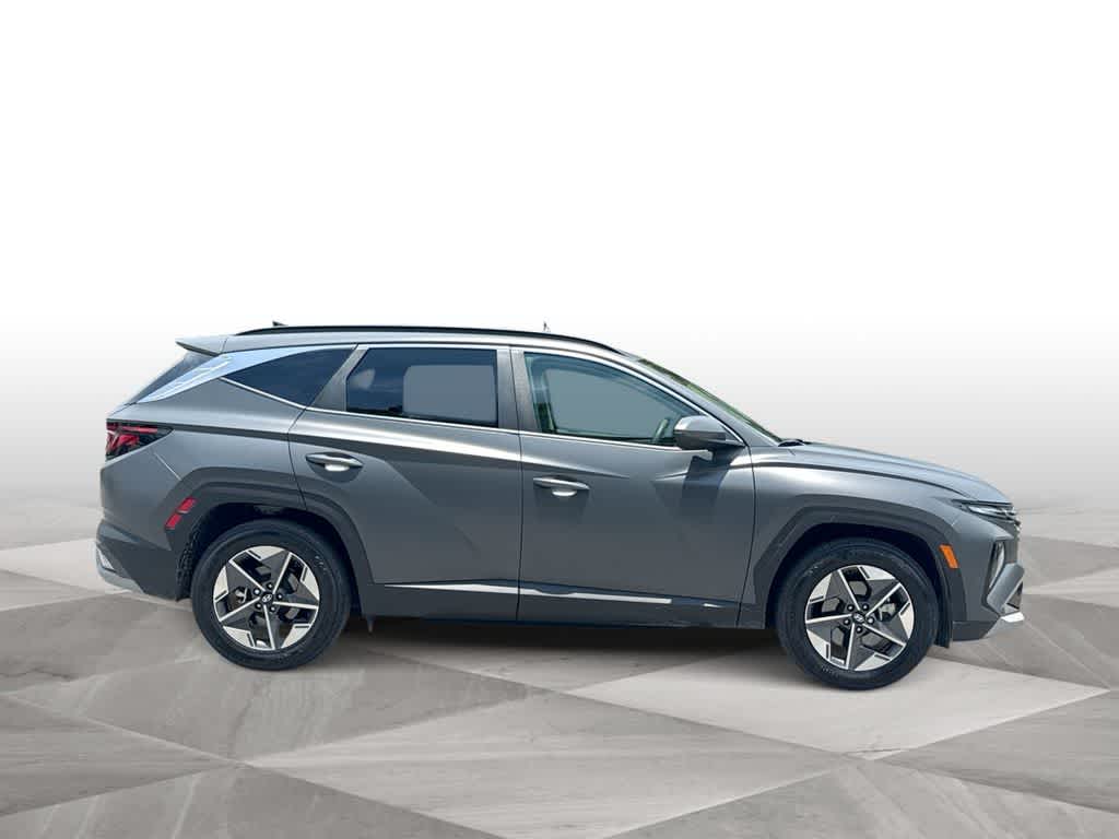 Thumbnail: 2025 Hyundai Tucson - 9