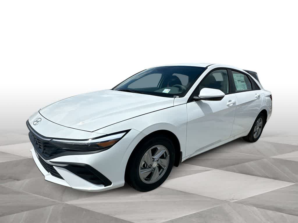 Thumbnail: 2026 Hyundai Elantra - 4