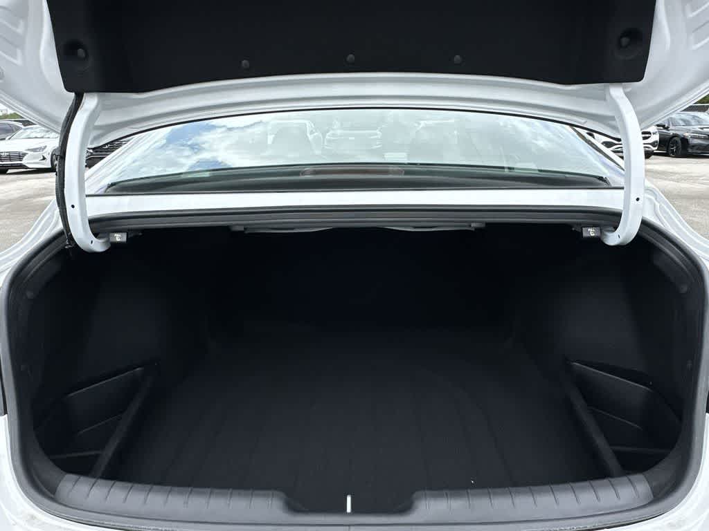 Thumbnail: 2026 Hyundai Elantra - 25