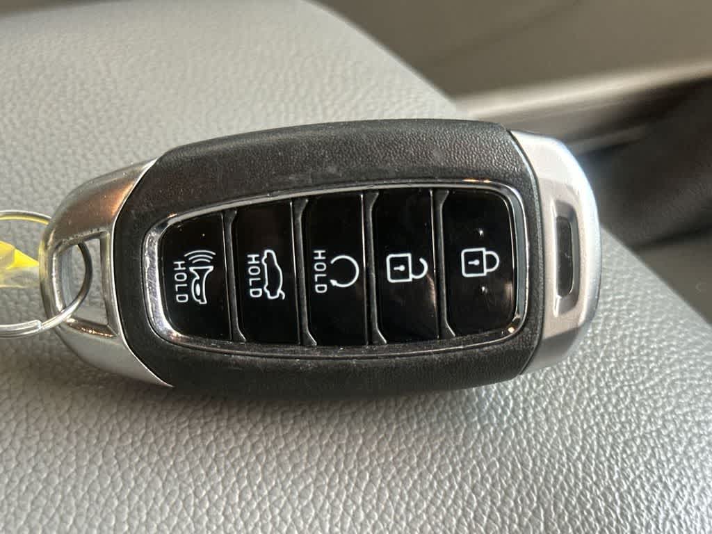 Thumbnail: 2023 Hyundai Elantra - 28